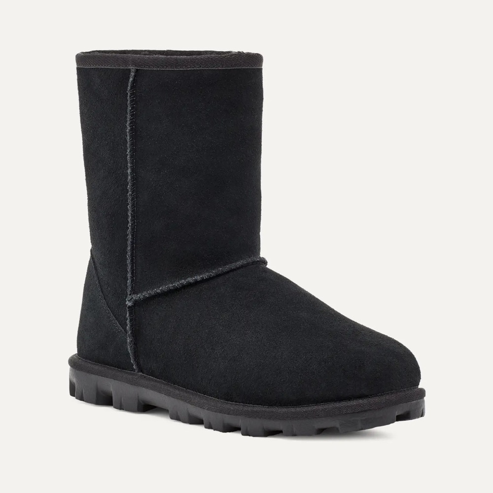Like New! UGG Waterproof Boots!